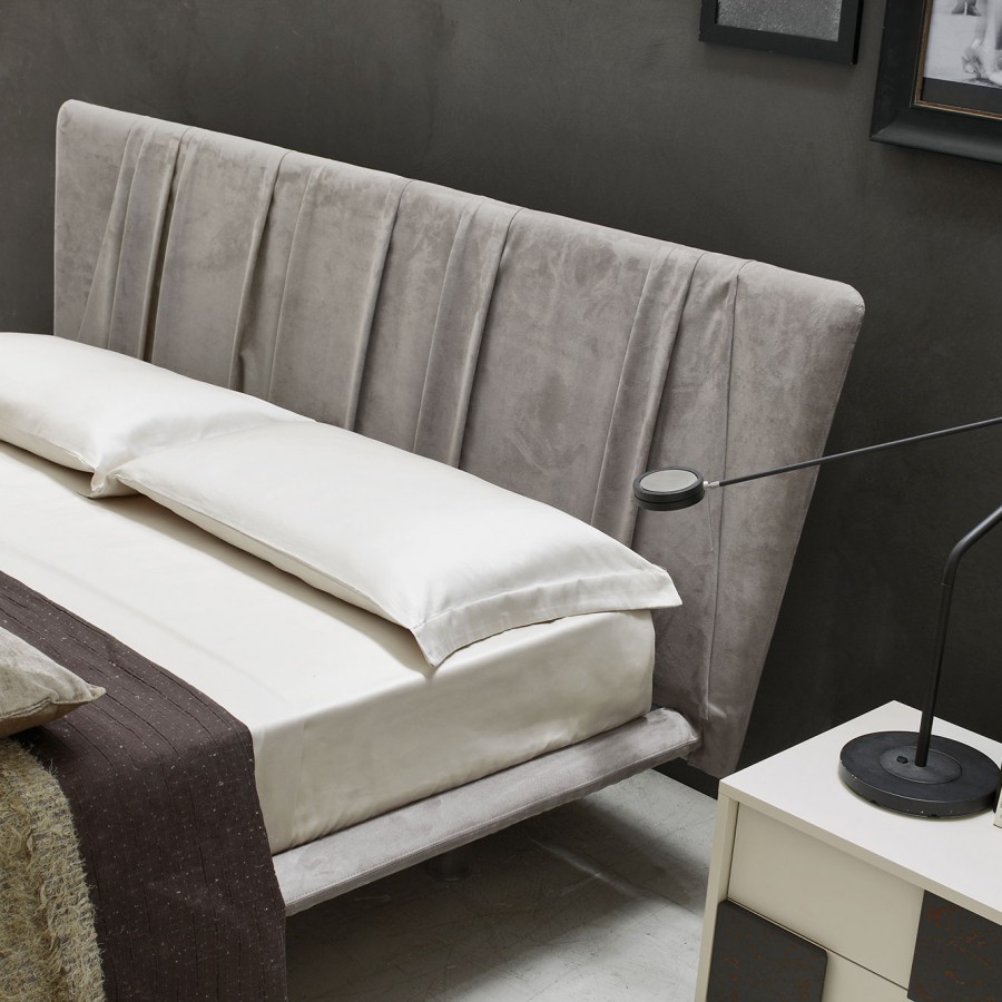 Letto Skadi imbottito Orme