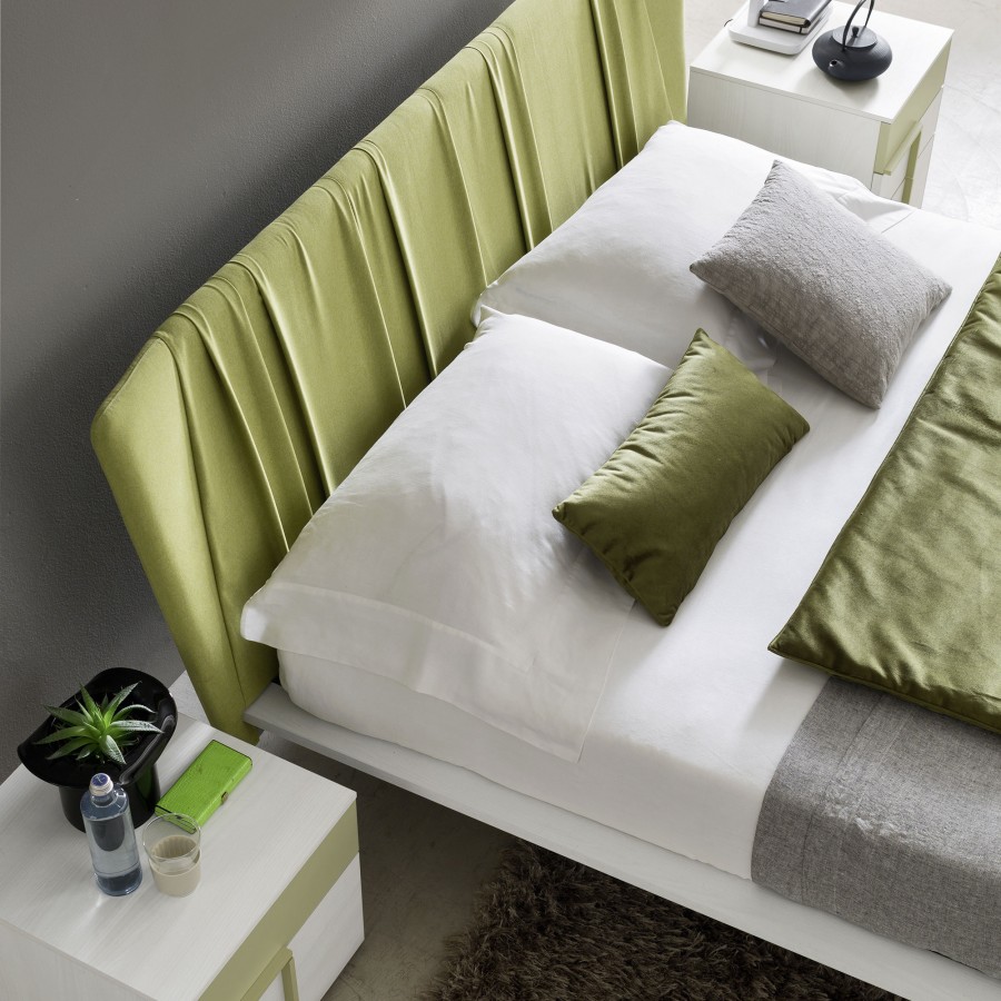 Letto Skadi imbottito Orme